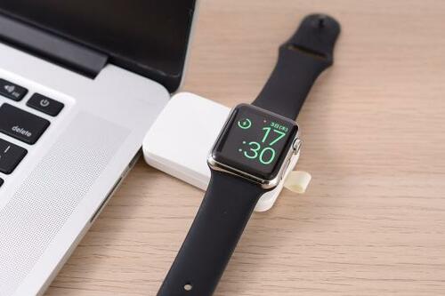 leChivee「Apple Watch 充電器」