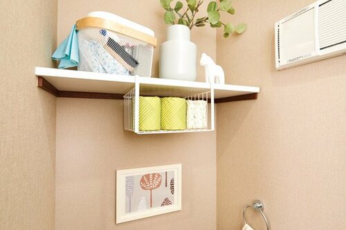 手前に置くトイレットペーパーはナプキンで包むと見た目もアップ イメージ3