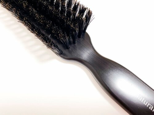 持ち手の窪みがフィット ヘアブラシおすすめ イメージ