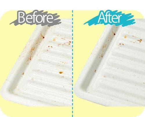 長年の油汚れがついたレンジの受け皿：年季の入った汚れはほとんど落ちず... イメージ