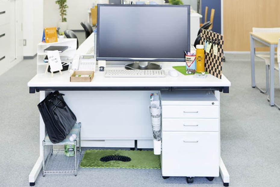 【100均】オフィスデスク周りを整理して仕事効率アップ！