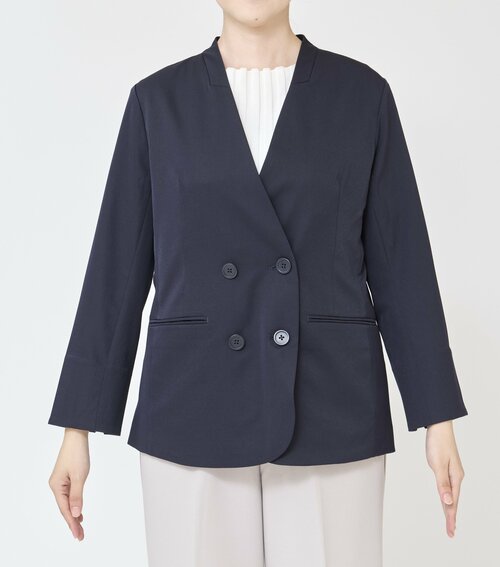 ノーカラーでスッキリ見え！ 多機能ポケット付きジャケットおすすめ イメージ