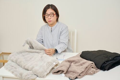 使いやすさ：家事をしながらでも使えるか 電気ひざ掛けおすすめ イメージ