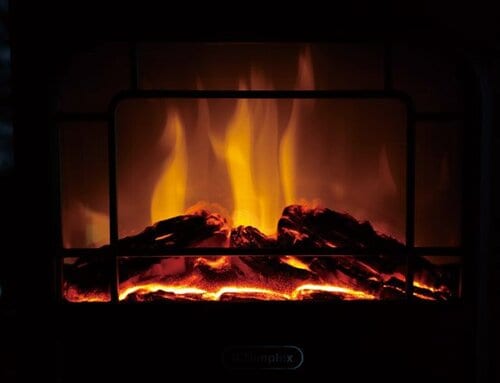 フォトジェニックな"暖炉風"暖房廉価モデルでも炎がリアル イメージ