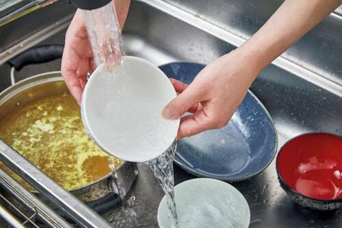 毎日のお皿洗い、“手当たり次第洗い”ではヘトヘト イメージ