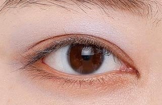 仕上がり:青を使いこなして魅惑的なアイに イメージ