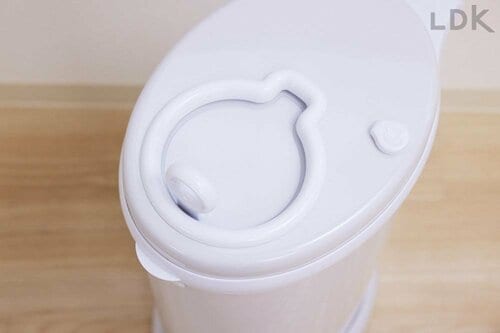 カートリッジ不要タイプはコストがかからない おむつ用ゴミ箱おすすめ イメージ