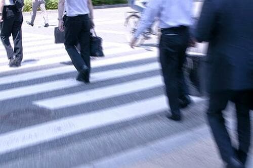 会社でTOEIC(R)や英検などのスコアの重要性が高まっています イメージ