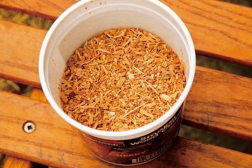 ポイント1：スモーク材は熱燻向きのチップを使用 イメージ