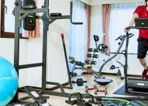 「自宅ジム化」を実現するならネットで買えるアイテムが便利！ イメージ