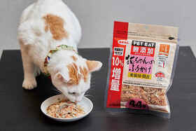 ネコが食い付く！ 栄養価も高い「猫用ふりかけ」のおすすめは？ LDKが比較