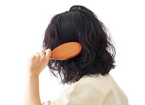 ナイロン&猪毛MIXで髪がまとまる イメージ