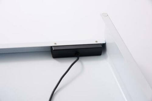 AC＆USB付きのモニタ台でデスクをキレイにする！ イメージ