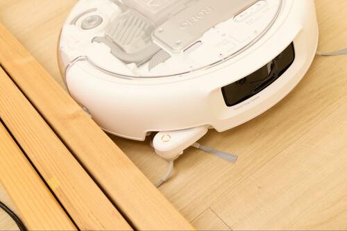 DJI ROMO Pのアームが伸びている様子