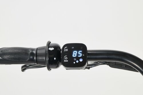 カーボン製のベルトなので油を差す手間がない！ 電動アシスト自転車おすすめ イメージ3
