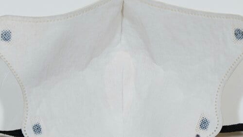 【メイクのつきにくさ】ほとんど色移りなし！ 不織布マスクおすすめ イメージ