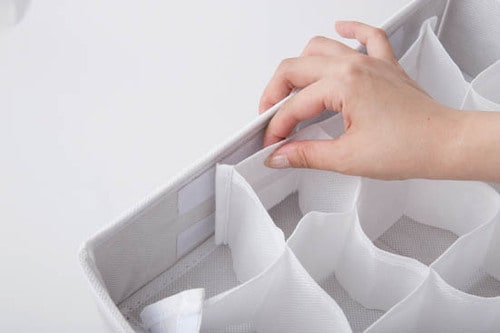 衣類がボロボロになる恐れあり マジックテープで固定するボックス イメージ