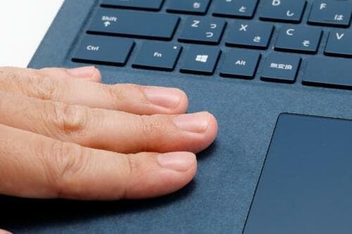 8位: 【8位】同率8位はLaptop 2のバランス型Surface Laptop 2 LQS-00055