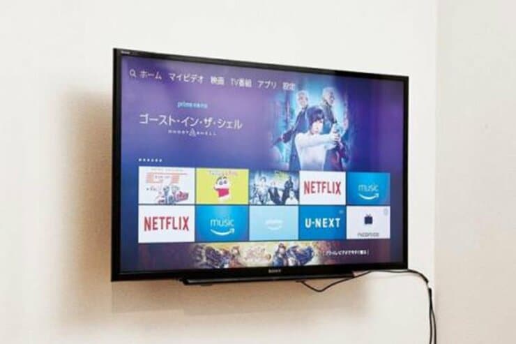 テレビの壁掛けが10分でできて、あとが目立たない！ エモーションズ「ワンプッシュ壁ロック」｜家電批評・オブ・ザ・イヤー2021のイメージ