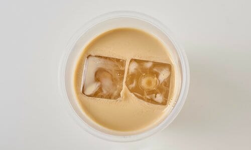 牛乳割りは香ばしさが先立つ コーヒーポーションおすすめ イメージ