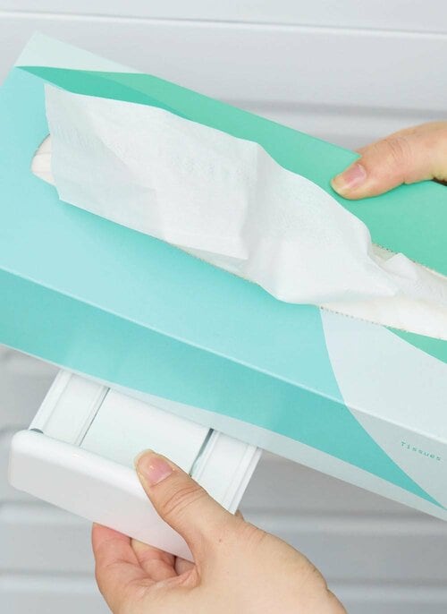 ティッシュを取るときもズレにくい 洗濯機横マグネット収納おすすめ イメージ