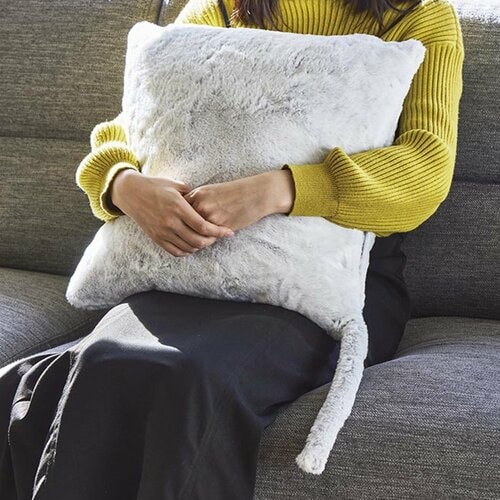 ニッセン「まるで猫! のようなしっぽ付きクッションカバー(猫Feel)」おすすめ ニッセン まるで猫!のような しっぽ付きクッションカバー(猫Feel) イメージ1