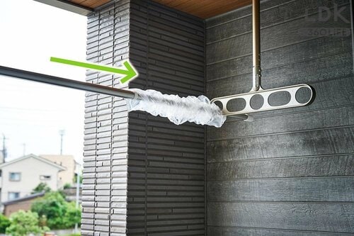 傘袋を物干し竿に付けておくだけ イメージ2