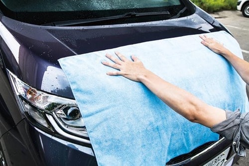 ［イライラ②］悪路の泥ハネ一掃クルマをサッと拭える巨大タオル イメージ2