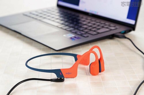 選び方2：音楽プレイヤー内蔵がマストです 水泳用イヤホンおすすめ イメージ