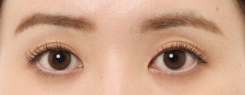 <!--td {border: 1px solid #cccccc;}br {mso-data-placement:same-cell;}--> 瞳とのなじみ具合は優秀 ナチュラルカラコンおすすめ イメージ