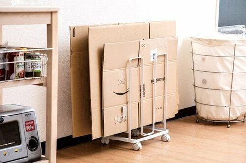 段ボールがたまったら一気に縛りあげられる イメージ