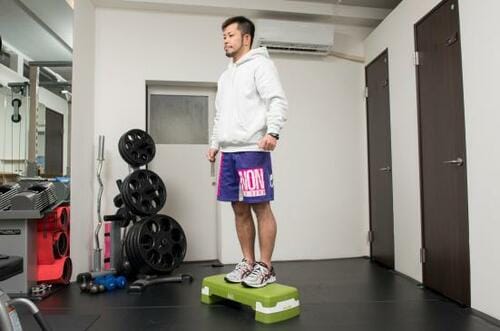安定性と高負荷を求める人向きライシンのステップ台