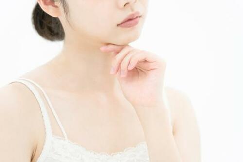 明るめBBの厚塗りが老け見えの原因かも! イメージ