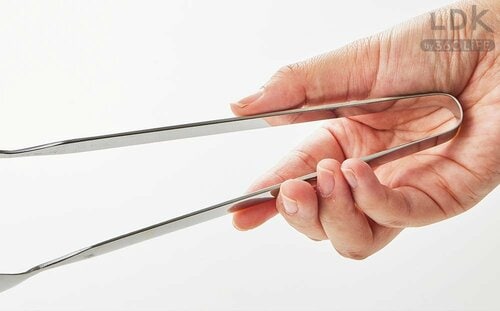 細身でつかみやすい! トングおすすめ イメージ