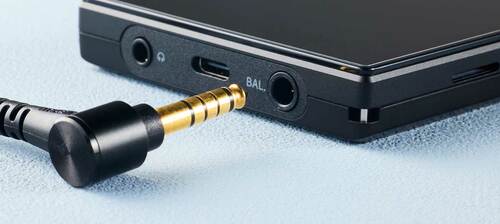 入門機でもイヤホン・ヘッドホンはバランス接続をしよう DAPおすすめ イメージ