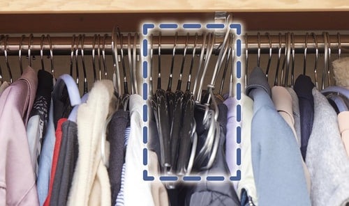 1:服が掛かってないハンガーは撲滅 ズボンハンガーおすすめ イメージ