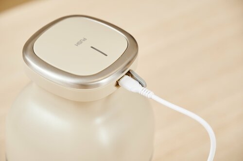 スイッチが押しやすく、動作中にズレにくい! フードプロセッサーおすすめ イメージ4