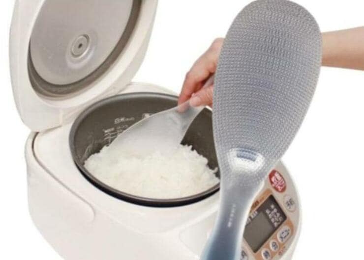 【しゃもじ】ごはん粒ロスなし！ お弁当にも詰めやすいのは「マーナ」でした｜プロ愛用キッチンツール4選