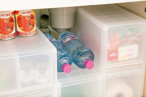 無印の半透明ストッカー＆ケースでシンク下スッキリ！ イメージ3