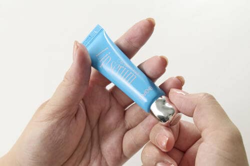 使用感:ユーザーの使いやすい! を叶える親切設計 リップエッセンスおすすめ イメージ