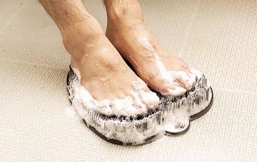 汚れがしっかり落ちてコスパも◎ ニトリ「フットブラシ」 イメージ2