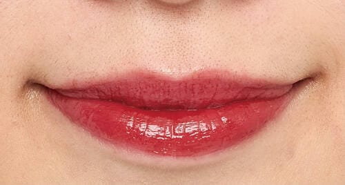 青み肌に使用 口紅おすすめ イメージ