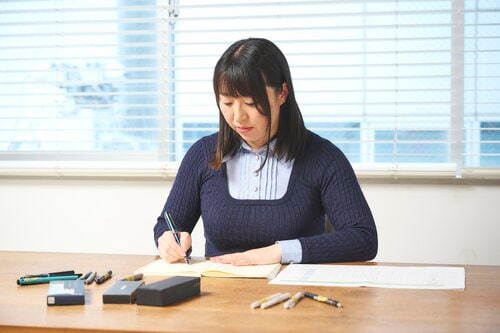 テスト項目1：きれいに書けるか 万年筆おすすめ イメージ