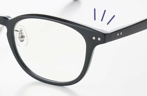 定番の黒縁メガネで使いやすい 老眼鏡おすすめ イメージ