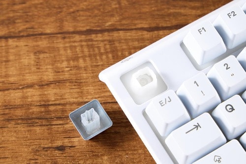 【キーボードのサイズ】マウス操作に干渉しないサイズ感 ゲーミングキーボードおすすめ イメージ2