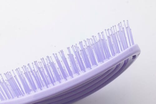 二段植毛が髪の絡みを解消 ヘアブラシおすすめ イメージ