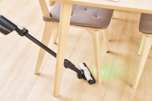 ライト付きはホコリがよく見える コードレス掃除機おすすめ イメージ