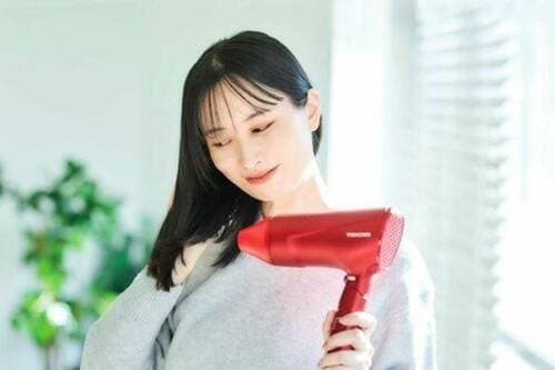何度も触りたくなる仕上がりに 1万円以下で買えるドライヤーおすすめ イメージ