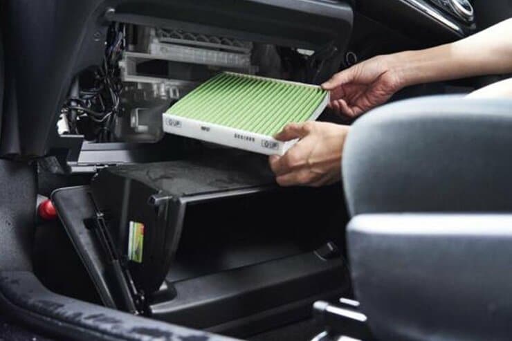 イヤなタバコ臭が消えた！ 車のエアコンフィルターおすすめ4選｜『MONOQLO』が試しました
