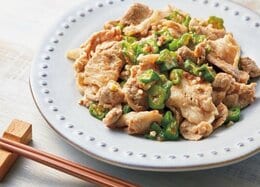 献立の救世主！ 野菜不足も補う“ずぼら冷凍ソース”「オクラ編」レシピ3選｜「LDK」が紹介